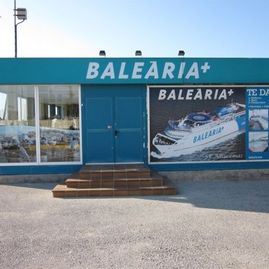 Riera Rotulistas entrada de local Balearia